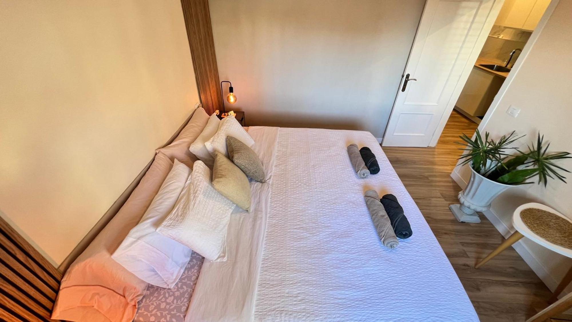Alcamar Brand Apartment With 2 Bedroom And Private Bathroom Near The Sea! Alcalá la Real Esterno foto